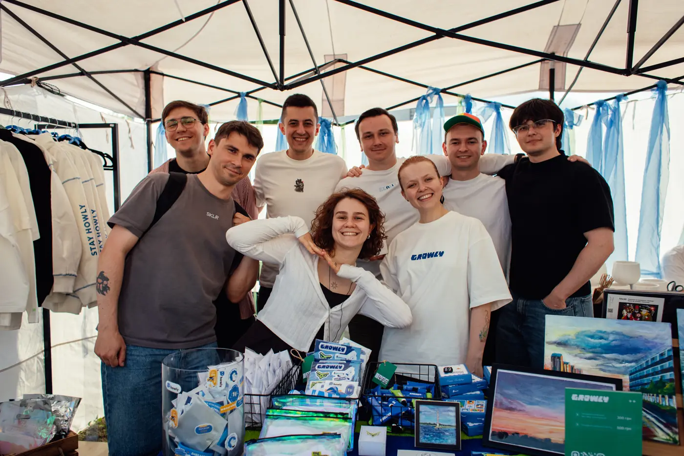 Команда Growly на благодійному ярмарку